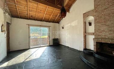 Casa 3 Ambientes con Parque y Cochera en Las Dalias – Mar del Plata