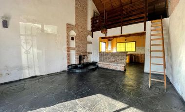 Casa 3 Ambientes con Parque y Cochera en Las Dalias – Mar del Plata