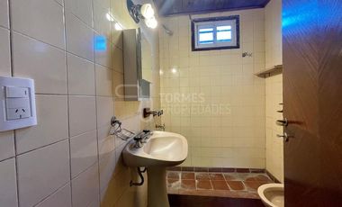 Casa 3 Ambientes con Parque y Cochera en Las Dalias – Mar del Plata