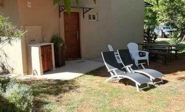 Casa en venta - 2 Dormitorios 3 Baños - Cochera - Costa del Este