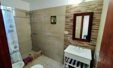 Casa en venta - 2 Dormitorios 3 Baños - Cochera - Costa del Este