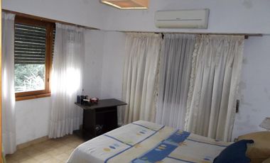 Quinta en venta - 5 dormitorios 3 baños - 396mts2 - Mar Del Plata