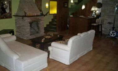 Quinta en venta - 5 dormitorios 3 baños - 396mts2 - Mar Del Plata