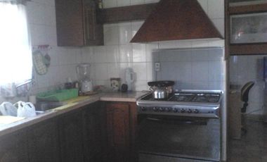 Quinta en venta - 5 dormitorios 3 baños - 396mts2 - Mar Del Plata