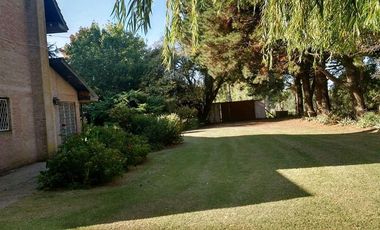 Quinta en venta - 5 dormitorios 3 baños - 396mts2 - Mar Del Plata