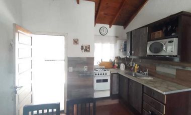 Casa en venta - 2 dormitorios 1 baño - 138.96mts2 - Mar Del Tuyu