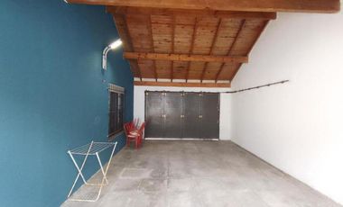 Casa en venta - 2 dormitorios 1 baño - 138.96mts2 - Mar Del Tuyu