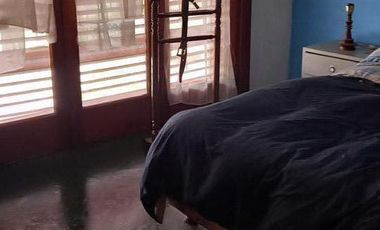 Casa en venta - 4 dormitorios 3 baños - galeria con parrilla - 200mts2 - Mar Del Plata