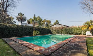 Casa  en venta - 4 Dormitorios 3 Baños - 290 mts2 - General Pacheco