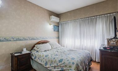 Casa  en venta - 4 Dormitorios 3 Baños - 290 mts2 - General Pacheco