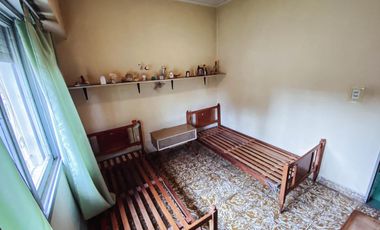 Casa en venta - 3 dormitorios 1 baño - cochera - 145 mts2 - Manuel B Gonnet