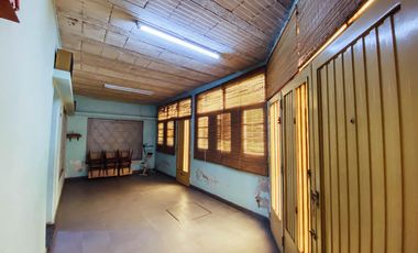 Casa en venta - 3 dormitorios 1 baño - cochera - 145 mts2 - Manuel B Gonnet