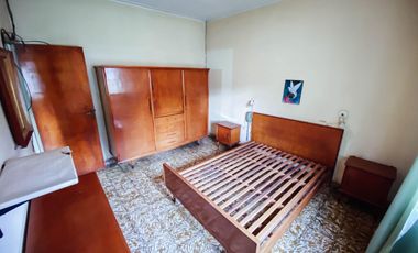 Casa en venta - 3 dormitorios 1 baño - cochera - 145 mts2 - Manuel B Gonnet