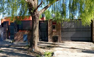 Oportunidad - Valor Rebajado! 2 Departamentos en Planta Baja en el mismo Lote! Se venden juntos