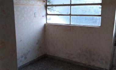Casa en venta - 4 Dormitorios 2 Baños - 430 mts2 - 9 De Julio