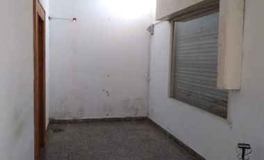 Casa en venta - 4 Dormitorios 2 Baños - 430 mts2 - 9 De Julio