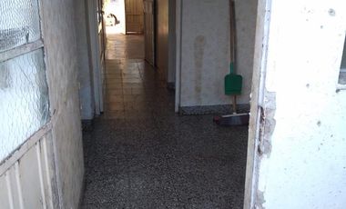 Casa en venta - 4 Dormitorios 2 Baños - 430 mts2 - 9 De Julio