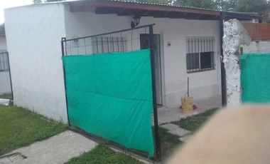 Complejo de casas en venta - 3 amb 2 dormitorio 1 baño - 480 mts2 - Alejandro Korn