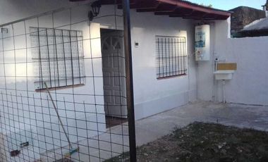 Complejo de casas en venta - 3 amb 2 dormitorio 1 baño - 480 mts2 - Alejandro Korn