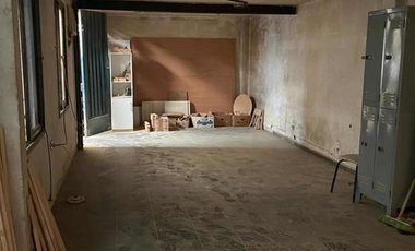 Deposito en venta - 230mts2  - Quilmes Oeste