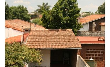 Casa en venta - 3 dormitorios 2 baños - patio parrilla  - 150 mts2 - Martin Coronado