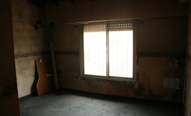 Casa en venta - 3 dormitorios 2 baños - patio parrilla  - 150 mts2 - Martin Coronado