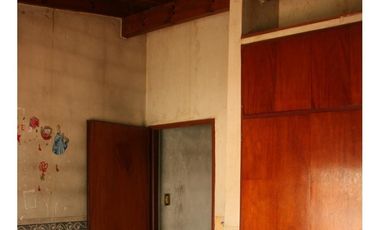 Casa en venta - 3 dormitorios 2 baños - patio parrilla  - 150 mts2 - Martin Coronado