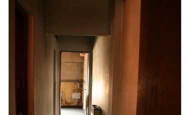 Casa en venta - 3 dormitorios 2 baños - patio parrilla  - 150 mts2 - Martin Coronado