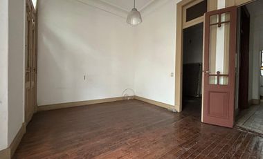 Departamento 4 ambientes en Venta | San Nicolás | ideal para vivienda, oficina o renta temporaria