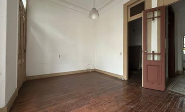 Departamento 4 ambientes en Venta | San Nicolás | ideal para vivienda, oficina o renta temporaria