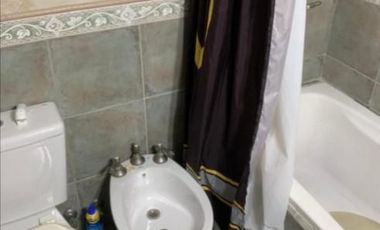 Casa en venta - 4 dormitorios 2 baños - 230mts2 - Sarandi