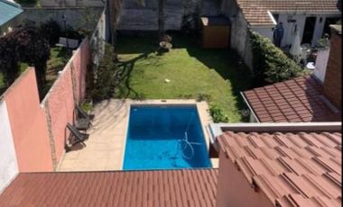 Casa en venta - 4 dormitorios 2 baños - 230mts2 - Sarandi