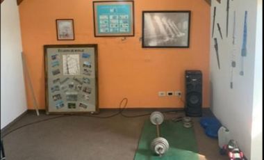 Casa en venta - 4 dormitorios 2 baños - 230mts2 - Sarandi