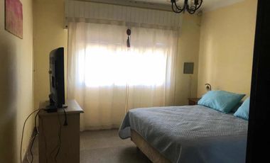 Casa en venta - 2 dormitorios 2 baños - 240mts2 - Carmen De Areco