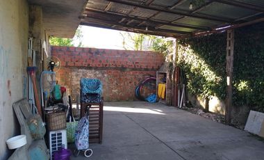 Casa Americana  muy buen estado- Burzaco