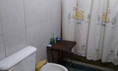 Casa Americana  muy buen estado- Burzaco