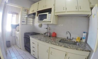 Departamento en venta - 2 dormitorios 1 baño - 60mts2 totales - Ramos Mejia