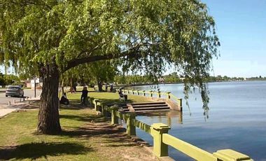 Terreno en venta - 889mts2  - San Miguel Del Monte