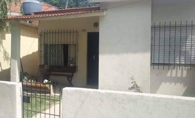 Casa en venta - 2 dormitorios 1 baño - 60mts2 - San Clemente Del Tuyú