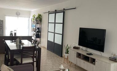 Casa en venta - 2 Dormitorios 1 Baño - 101 mts2 - Baradero