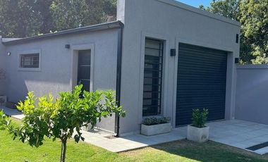 Casa en venta - 2 Dormitorios 1 Baño - 101 mts2 - Baradero
