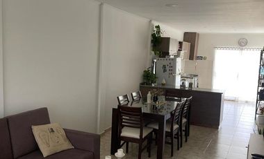 Casa en venta - 2 Dormitorios 1 Baño - 101 mts2 - Baradero