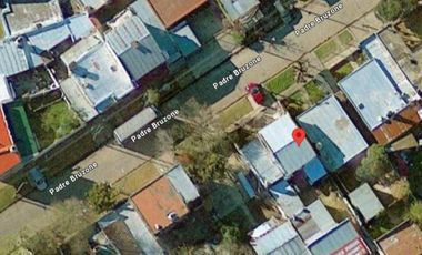 Casa en venta - 3 dormitorios 1 baño - patio y pileta - 450mts2 - Ezpeleta Este