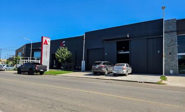 VENTA - GALPON IDEAL LOGISTICA O DEPOSITO - Av. BELGRANO - PEREZ