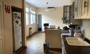 Casa en venta - 2 dormitorios 2 baños - 78mts2 - Jose Marmol