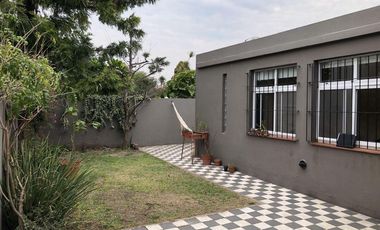 Casa en venta - 2 dormitorios 2 baños - 78mts2 - Jose Marmol