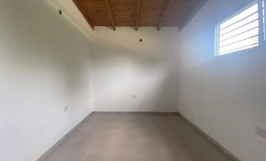 PH en venta - 2 Dormitorios 1 Baño - Patio - Cochera - 70mts2 - City Bell, La Plata