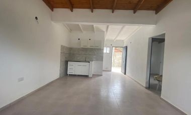 PH en venta - 2 Dormitorios 1 Baño - Patio - Cochera - 70mts2 - City Bell, La Plata