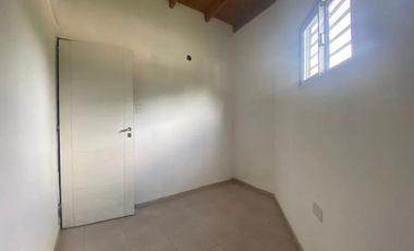 PH en venta - 2 Dormitorios 1 Baño - Patio - Cochera - 70mts2 - City Bell, La Plata