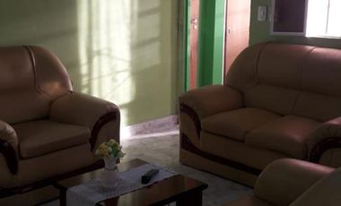 Casa en venta - 5 dormitorios 2 baños - patio departamento - 300mts2 - Merlo